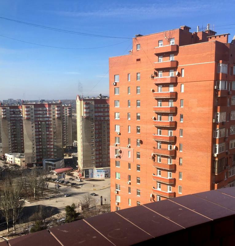 Донецк, Розы Люксембург ул., 80