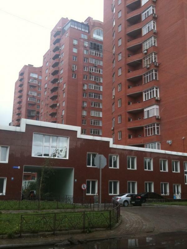 Донецк, Розы Люксембург ул., 80