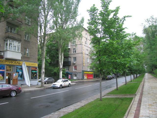 Донецк, Пушкина бул., 30