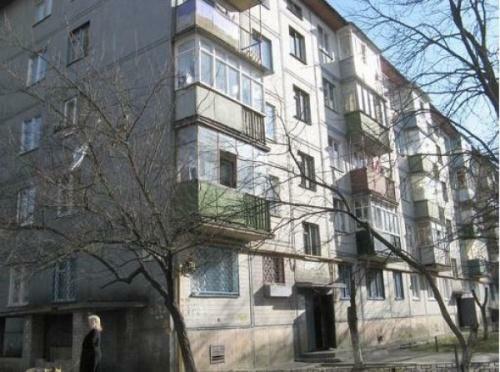 Київ, Академіка Туполєва вул., 17Е