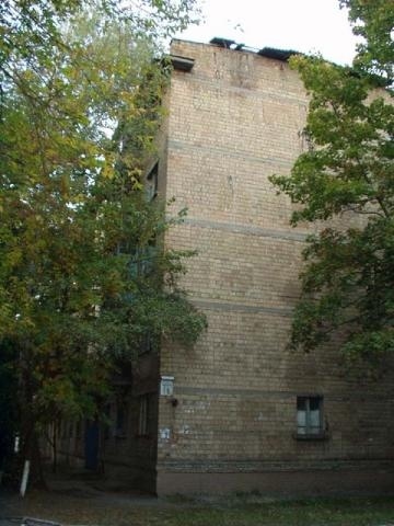 Київ, Академіка Туполєва вул., 16Е