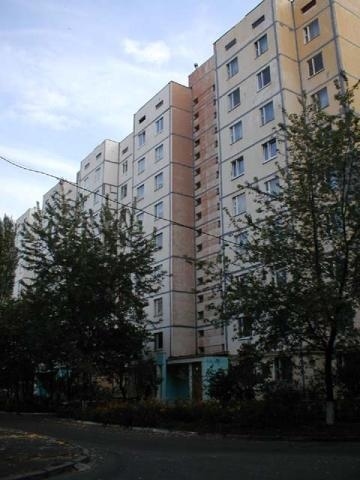 Киев, Героев Днепра ул., 42А