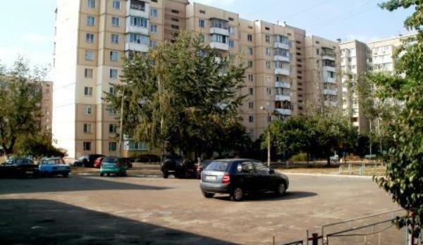 Киев, Героев Днепра ул., 22А