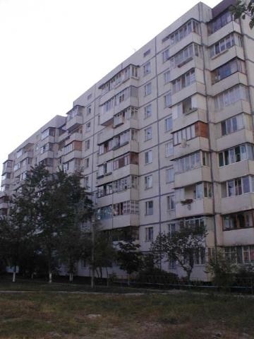 Киев, Героев Днепра ул., 51