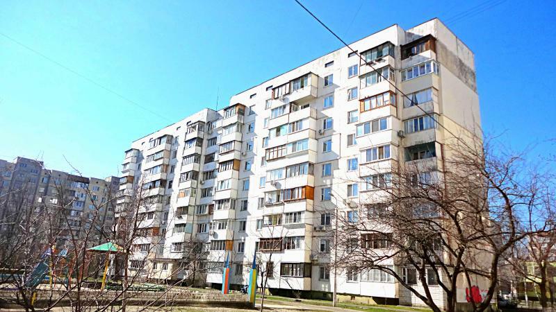 Киев, Героев Днепра ул., 79