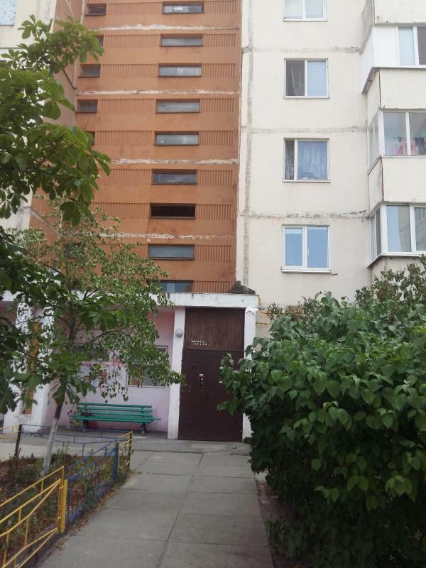 Киев, Героев Днепра ул., 79