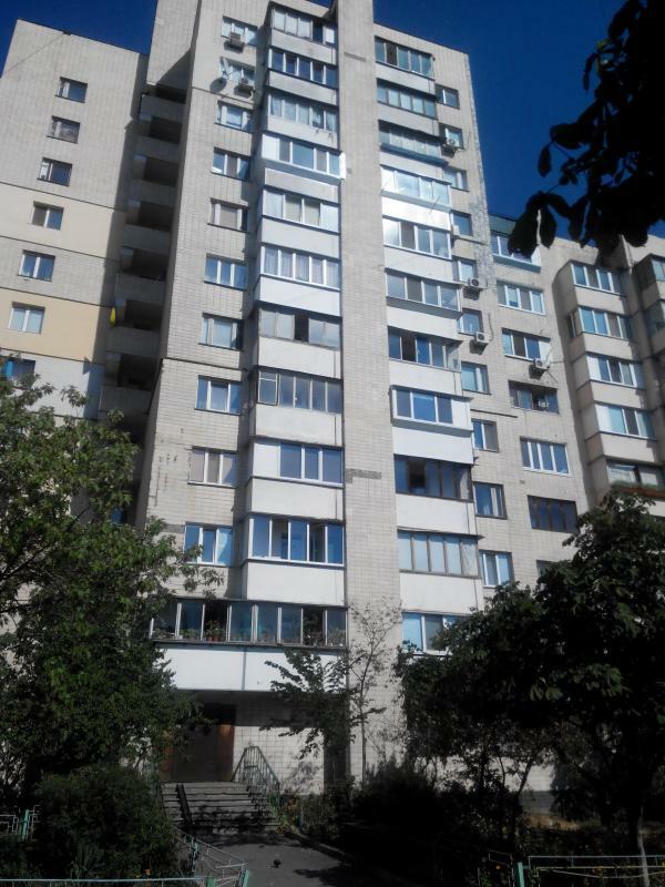 Киев, Героев Днепра ул., 40Б