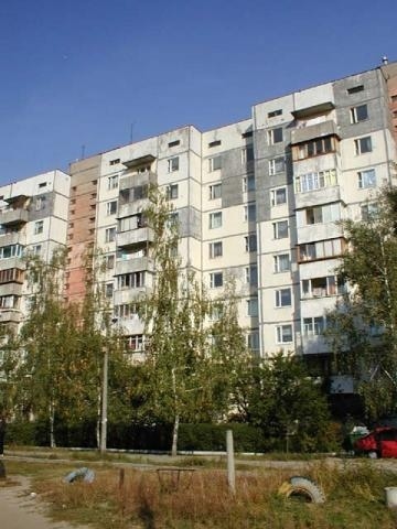 Київ, Героїв Дніпра вул., 65