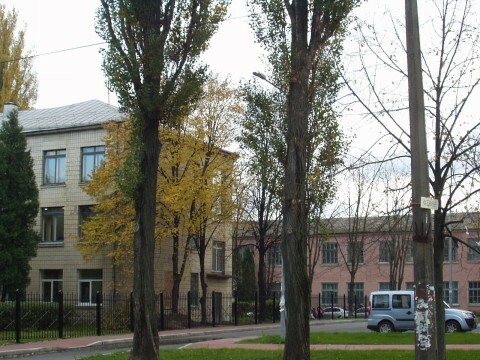 Киев, Героев Обороны ул., 12
