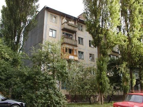 Київ, Героїв Севастополя вул., 13А