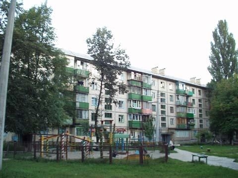 Київ, Генерала Потапова вул., 6