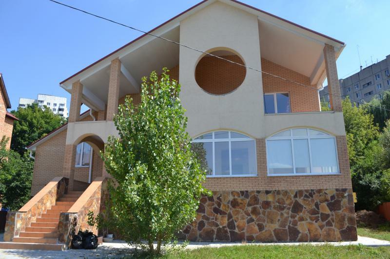 Вінниця, Гонты вул., 3