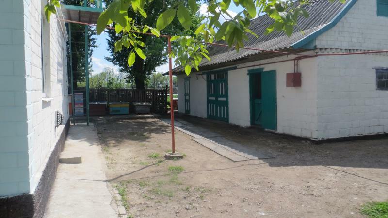 Днепропетровская обл., Криничанский район, пгт Кринички, Мира ул., 170