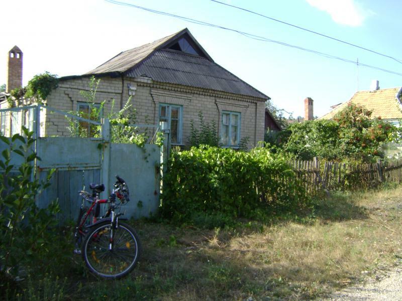 Днепропетровская обл., Криворожский район, пос. Авангард, Силикатная ул., 9