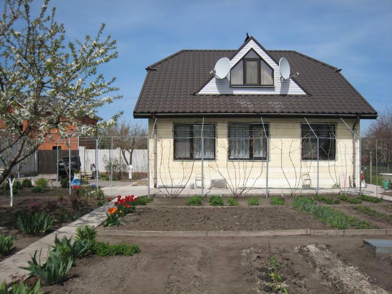 Днепропетровская обл., Днепровский район, г. Подгородное, Озерная ул., 3