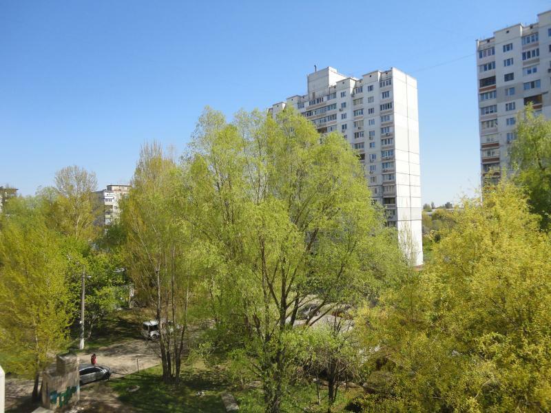 Київ, Вацлава Гавела бул., 36В