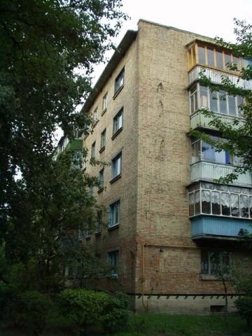 Київ, Санаторна вул., 9