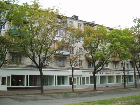 Киев, Попудренко ул., 32