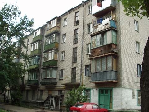 Киев, Попудренко ул., 32