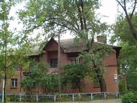 Київ, Юрія Литвинського вул., 74Б