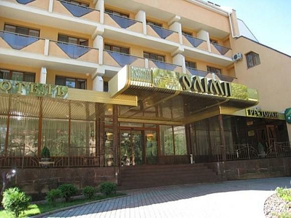 Ужгород, Фріца Гленца вул., 8
