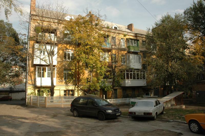 Київ, Сирецька вул., 30/1
