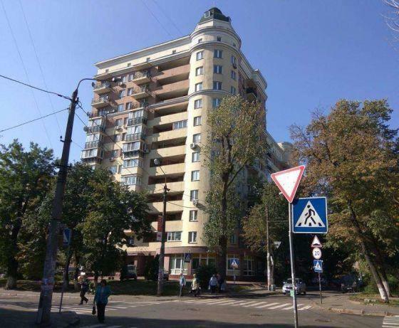 Продажа 4-комнатной квартиры 156 м², Татарская ул., 27