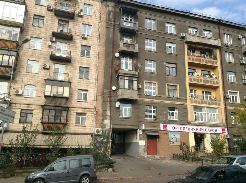 Київ, Єжи Гедройця вул., 6