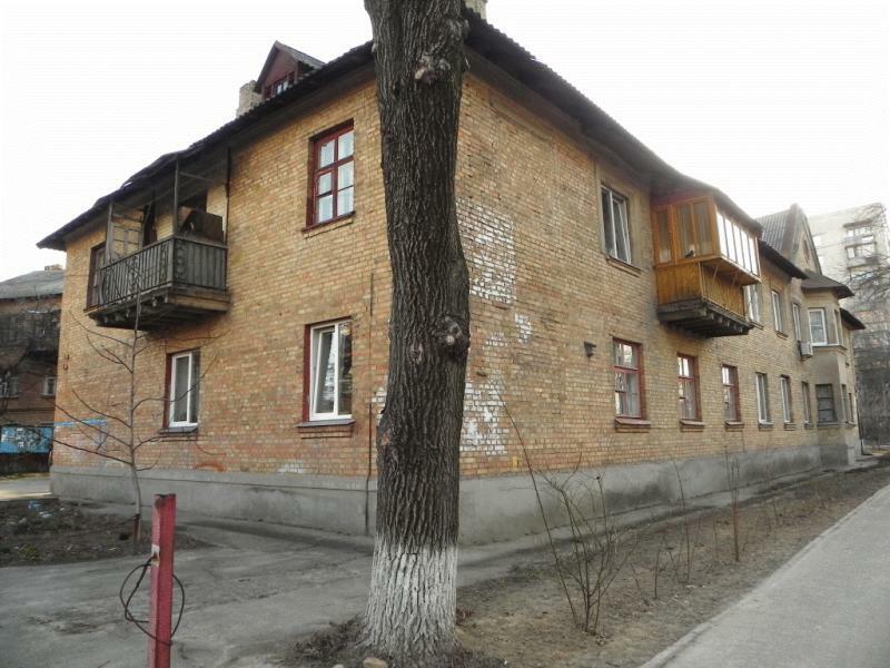 Киев, Стратегическое шоссе, 4/27