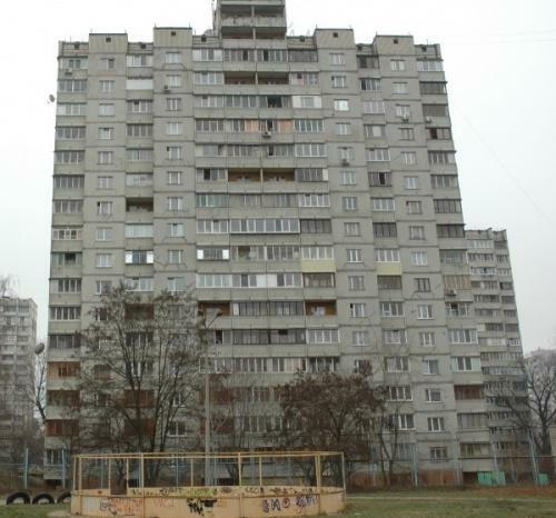 Киев, Чернобыльская ул., 12А