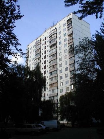 Киев, Якуба Коласа ул., 6В