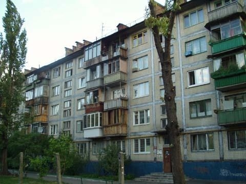 Продаж 1-кімнатної квартири 30 м², Харківське шосе, 14/1