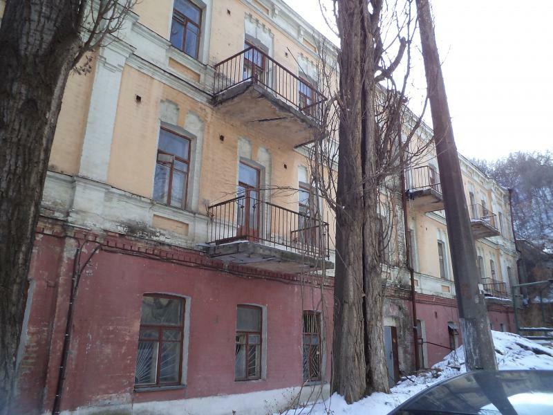 Киев, Цимлянский пер., 3