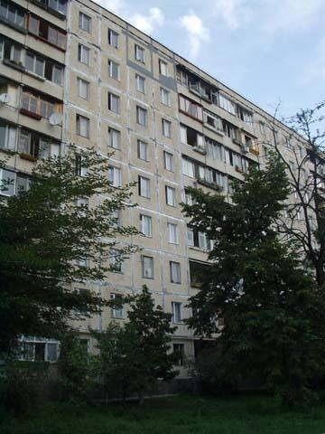 Киев, Пантелеймона Кулиша ул., 7