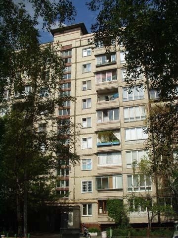 Київ, Пантелеймона Куліша вул., 1