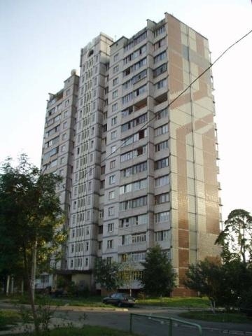 Київ, Чорнобильська вул., 6