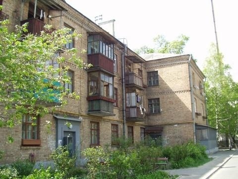 Киев, Чистяковская ул., 17