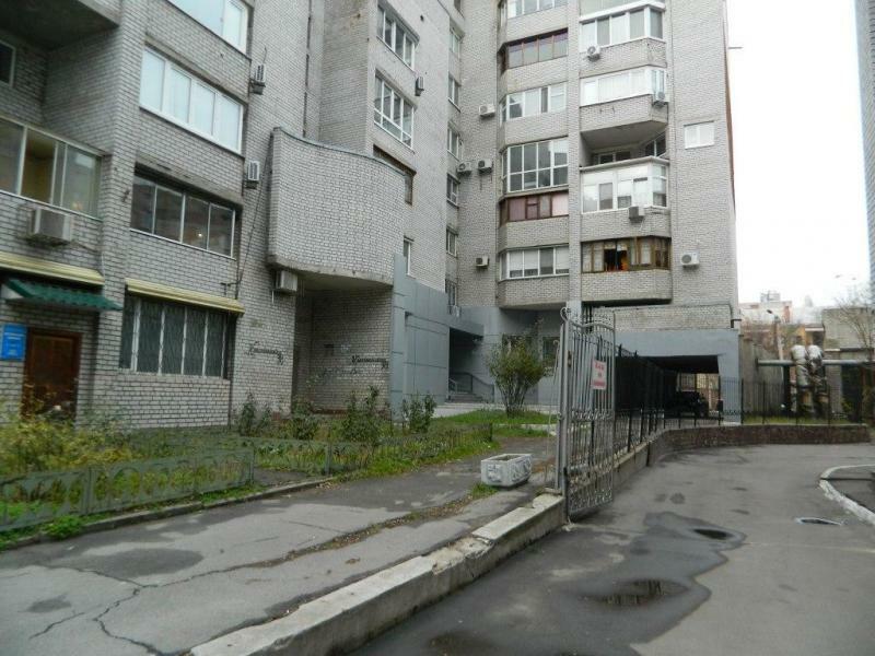 Днепр, Староказацкая ул., 38