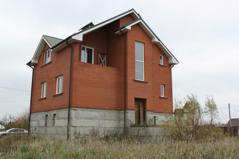 Киевская обл., Броварской район, с. Зазимье, Довженко ул., 9