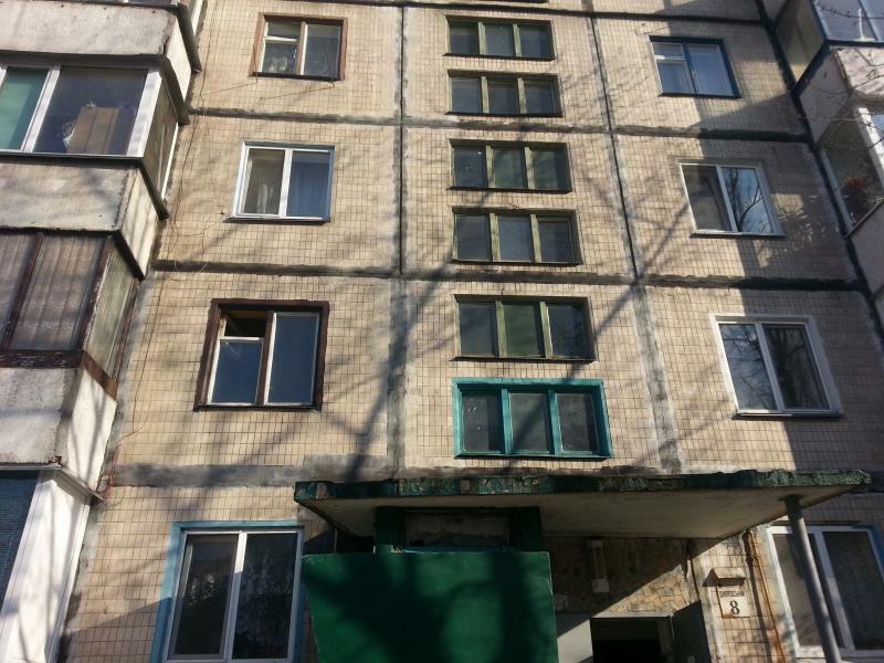 Киевская обл., Обуховский район, г. Украинка, Днепровский просп., 8