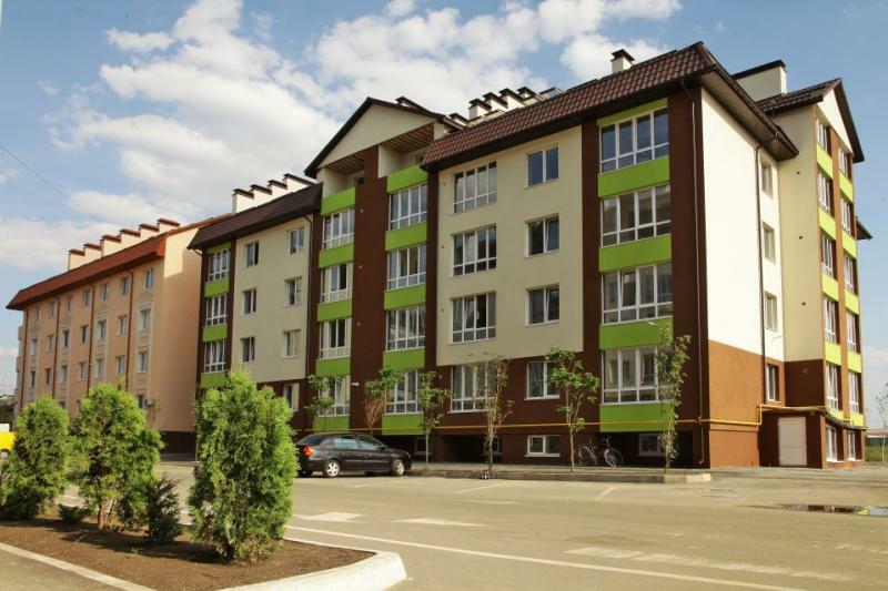 Київська обл., Києво-Святошинський район, с. Петропавлівська Борщагівка, Миру вул., 17