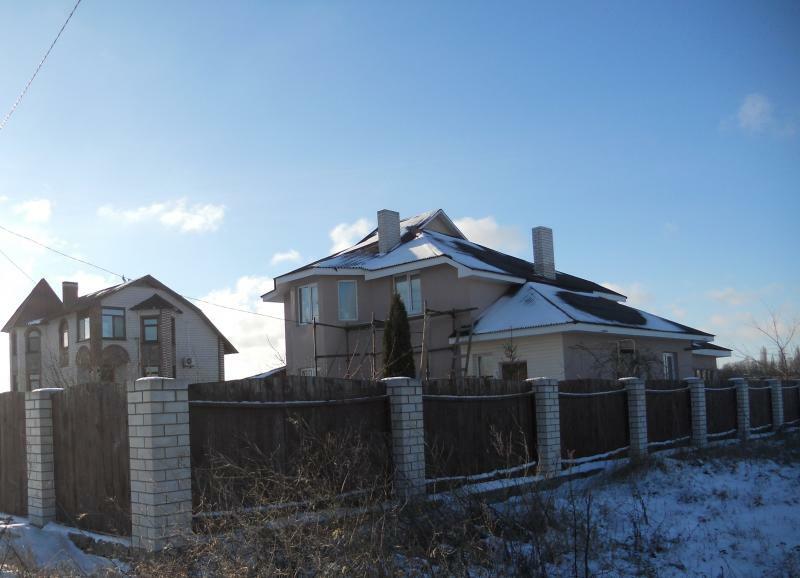 Київська обл., Кагарлицький район, м. Ржищів, Полевая вул., 36