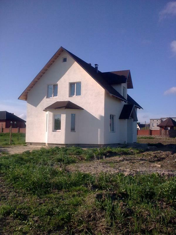 Киевская обл., Бородянский район, пгт Бородянка, Героев Чернобыля ул., 48