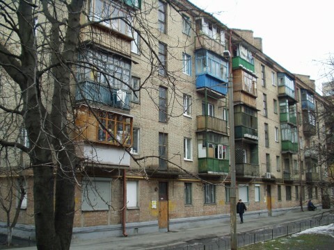 Київ, Лесі Українки бул., 20