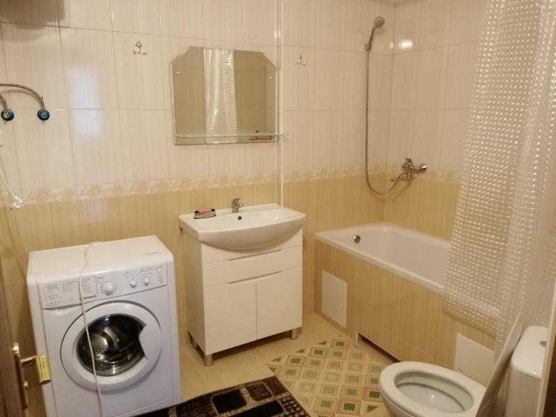 Продаж 1-кімнатної квартири 40 м², Сосницька вул., 5