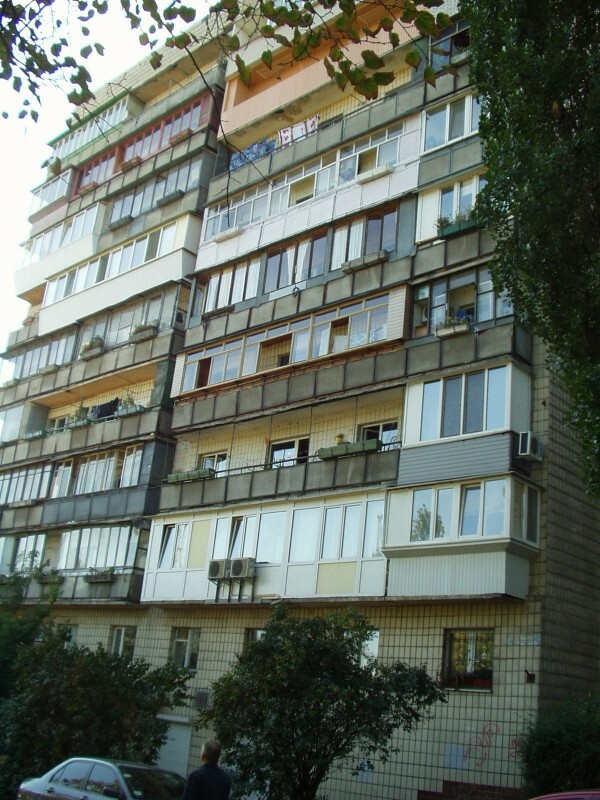 Киев, Лейпцигская ул., 14