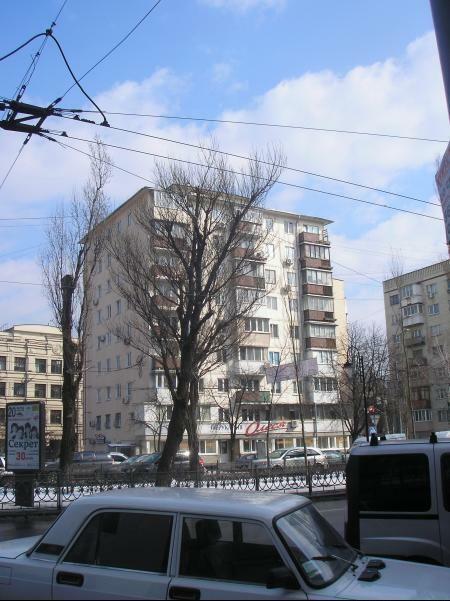 Продаж 2-кімнатної квартири 46 м², Лесі Українки бул., 15А