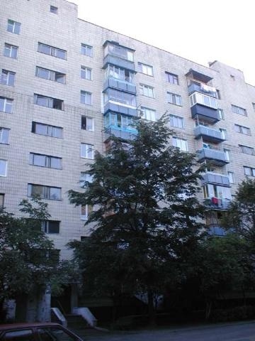 Киев, Львовская ул., 1/9