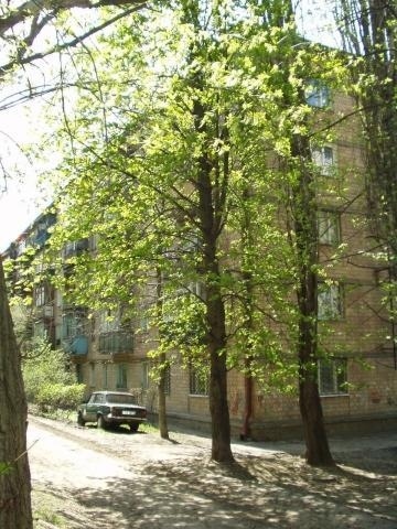 Київ, Генерала Генадія Воробйова вул., 18