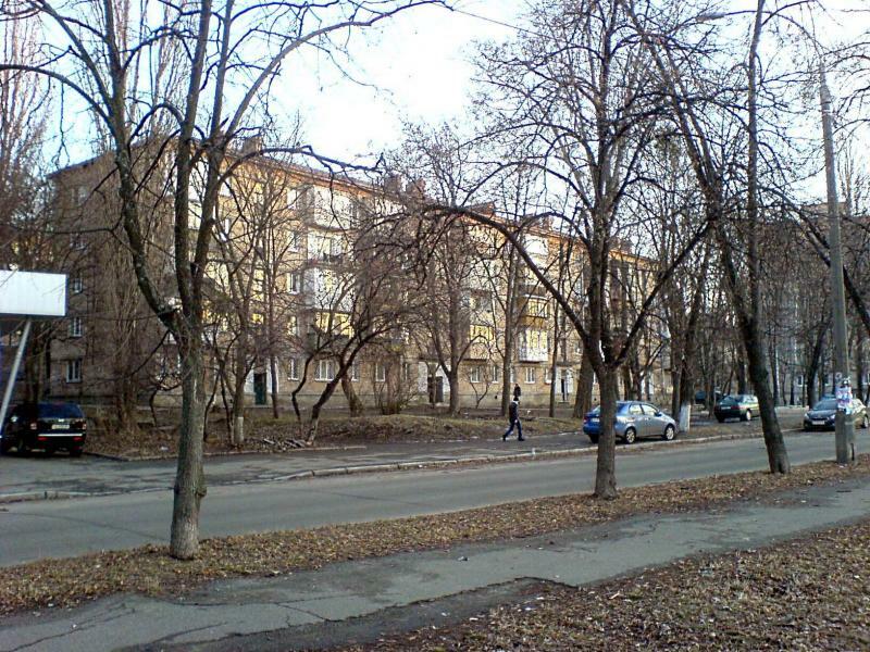 Київ, Генерала Генадія Воробйова вул., 18